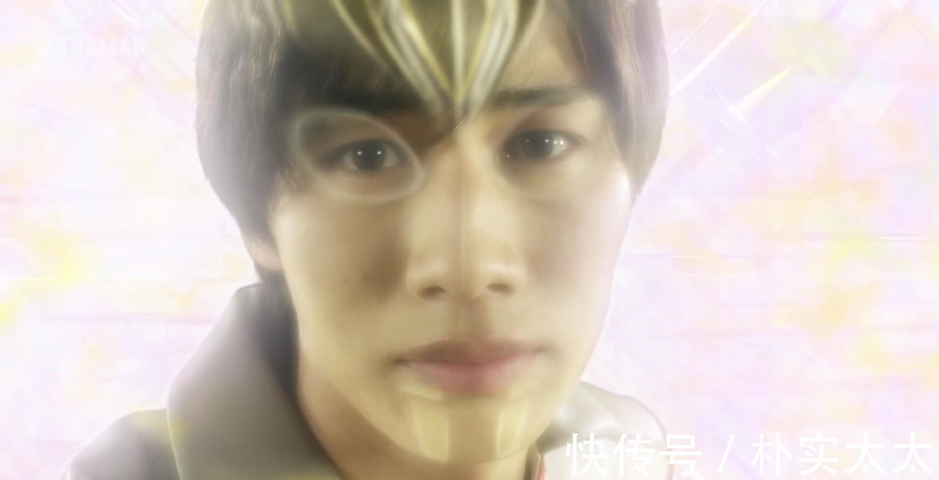 黑暗特利迦|特利迦奥特曼:迪迦回归固然激动,卡姐却把人整破防了,原因心酸