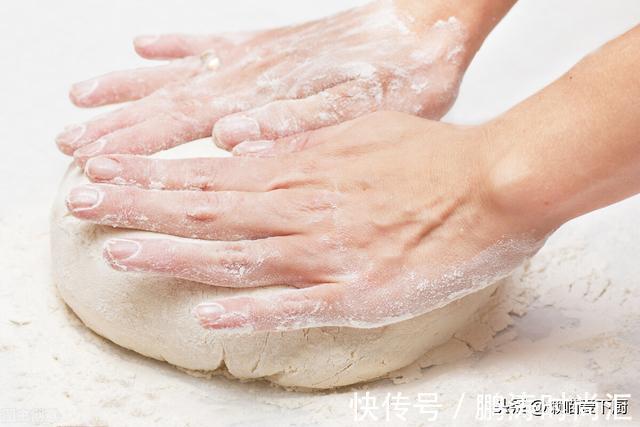 区别|“麦芯粉”和普通面粉有啥区别?做饺子该用哪种面粉?涨知识了