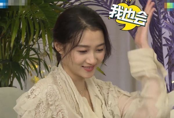 华晨宇|王牌茶话会别人面前都摆串儿，谁注意关晓彤吃啥？懂了啥叫自律