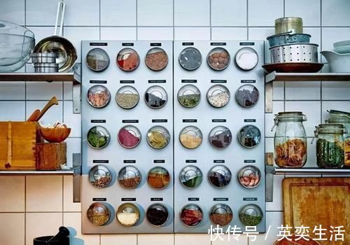 感叹|厨房这样装,空间大一倍,网友感叹真是教科书级别的收纳法