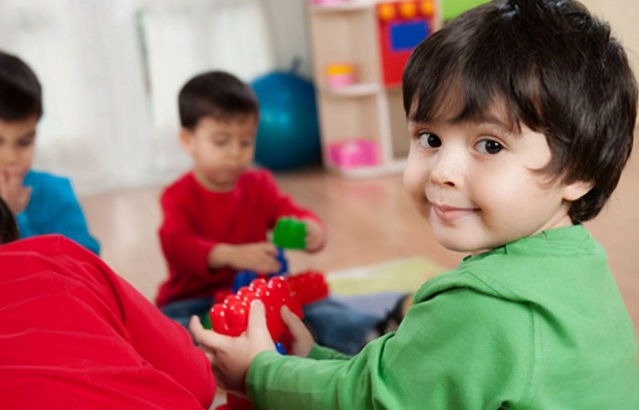 孩子|幼儿园老师：这几类孩子在幼儿园很受欢迎，跟家长有很大关系