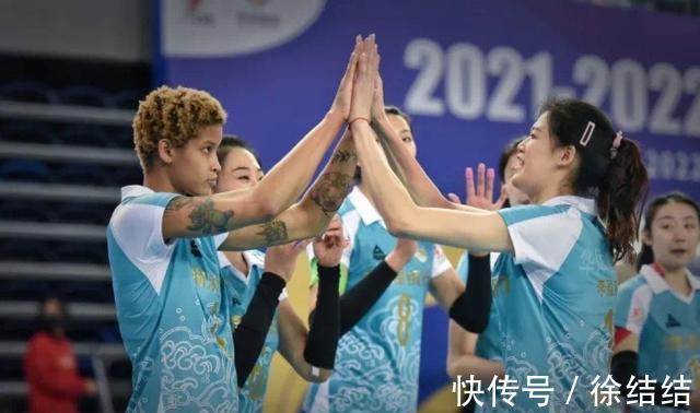 王艺竹|15连胜!卫冕冠军3比0横扫辽宁晋级决赛,20岁主攻小将发挥惊艳