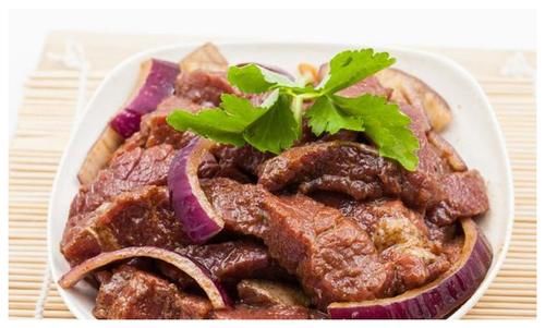 油腻食物|无论男女想身体健康，尽量不要食用这3种食物，早看早受益