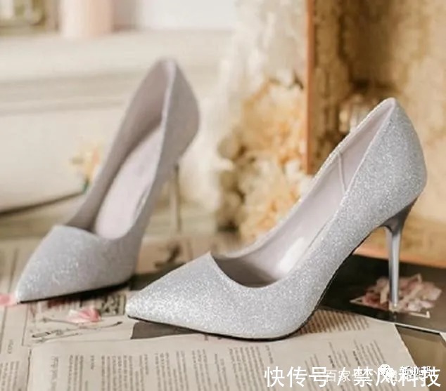 百搭|时尚百搭的尖头高跟鞋，更迷人，更高挑，更时尚，女人味十足！
