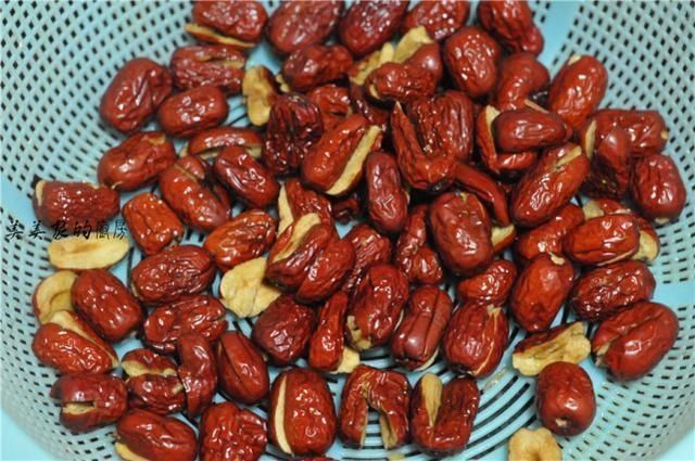 大家都蒸馒头,我却最爱它,不用发酵不揉面,香糯柔软真美味