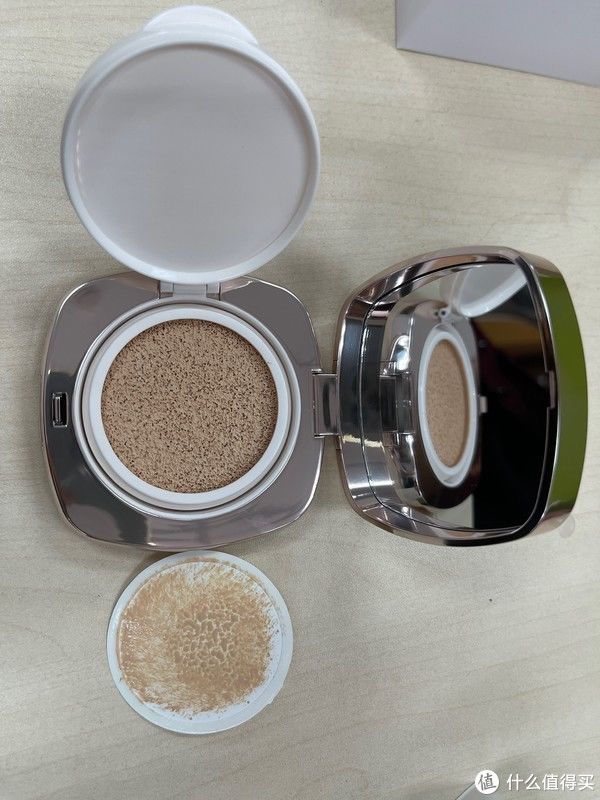 女人的化妆台 篇一：lamer气垫bb开箱记