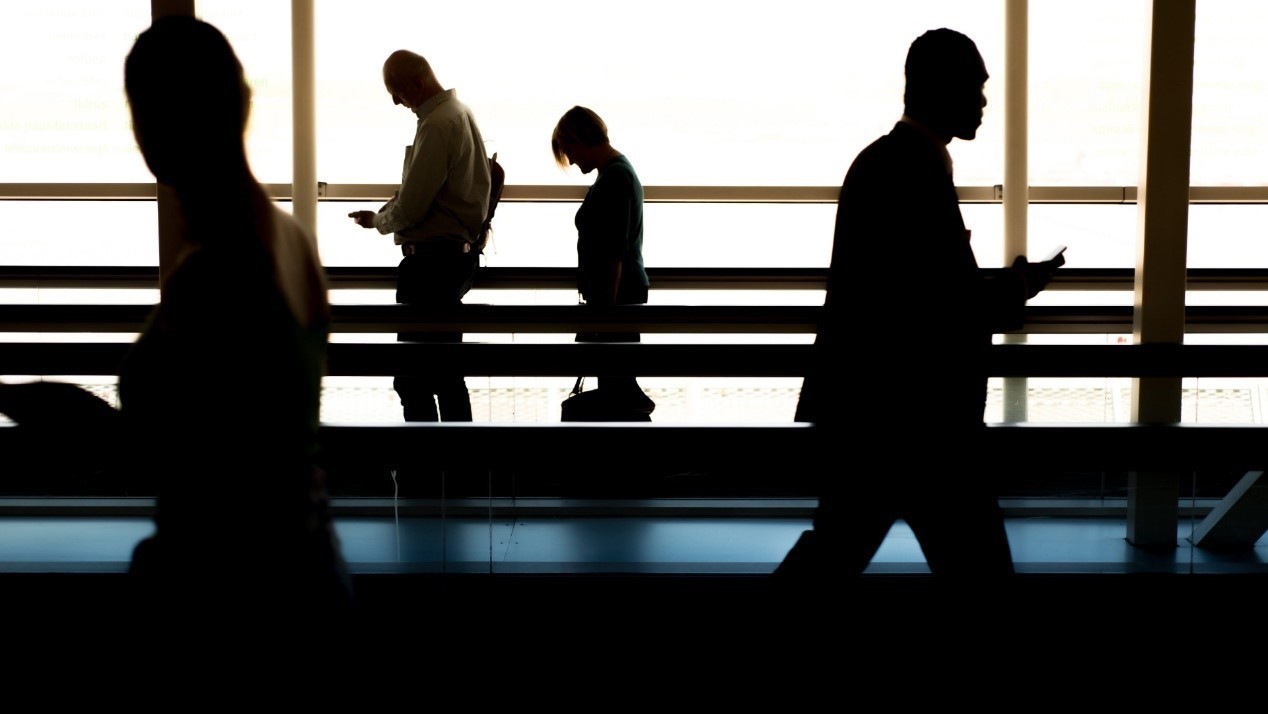 年轻人|全民做电商、送外卖、做抖音,这就是当代年轻人的未来?