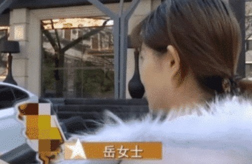 朋友们 因为“太小”花12万做手术,术后就只能坐着睡觉如却今痛苦不已