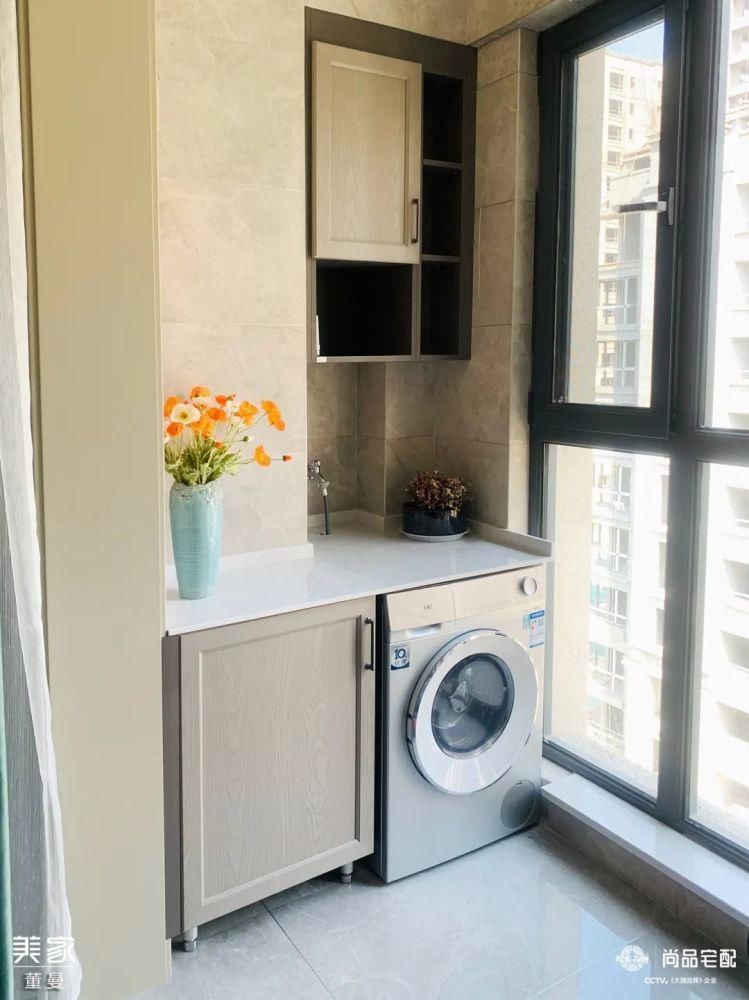 背景墙|邻居说打死都不装休闲阳台?看完她家,瞬间上头了!