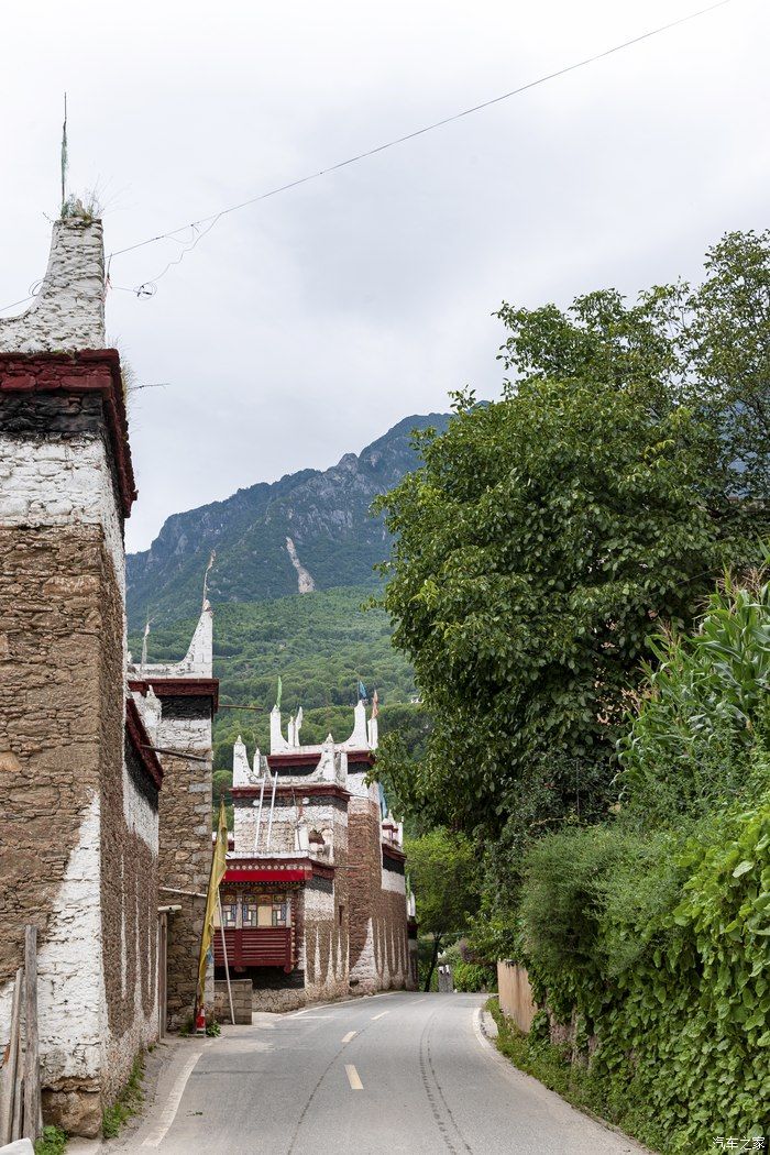 【世外桃源的最美乡村——甲居藏寨】【摩旅川西】