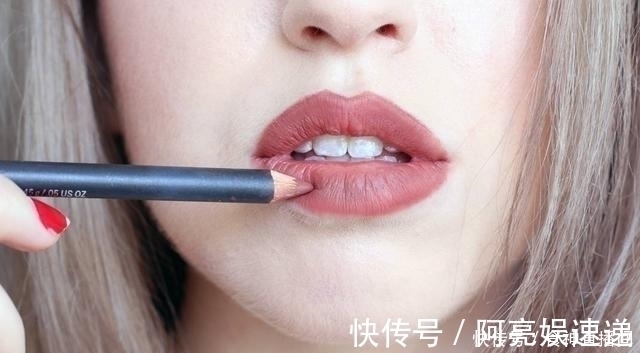 口红 女人“涂口红”和“不涂”，化妆师：瞧下图，你就知道差距有多大