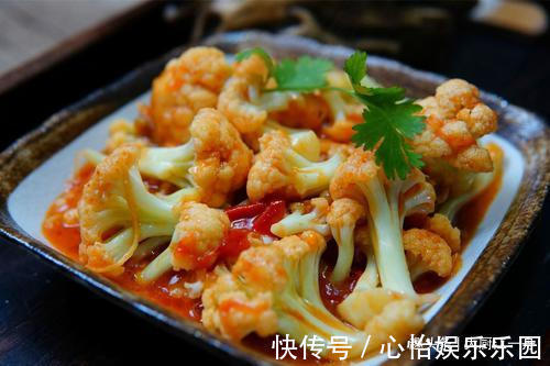 炒花菜时,只用盐水洗等于吃虫卵,大厨教你1招,虫卵自动跑光