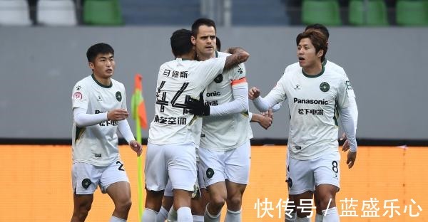 本泽马|体坛联播|澳大利亚副总理建议德约离开,汤普森即将迎来复出!