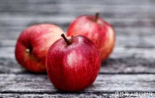 苹果|吃完苹果一小时内,不要碰此物,很多人不清楚,要早点了解