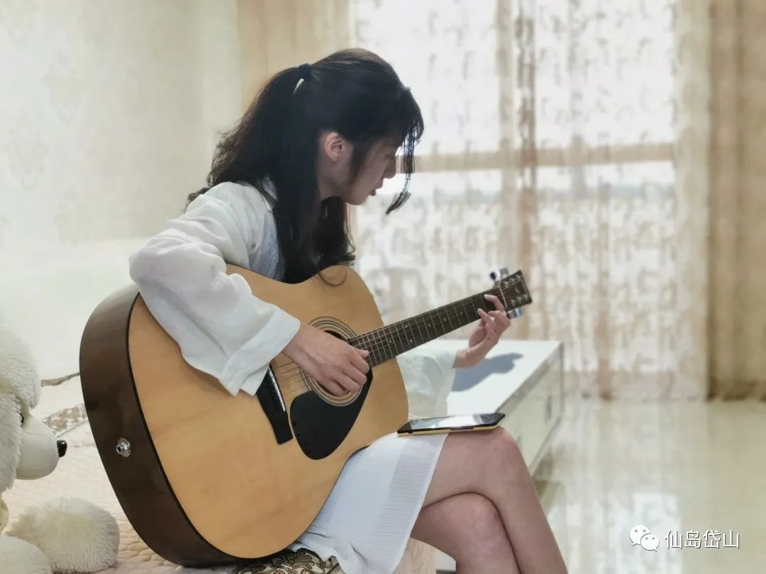 浙江音乐学院|岱山姑娘登上《中国好声音》舞台！那英、李荣浩为她转身！