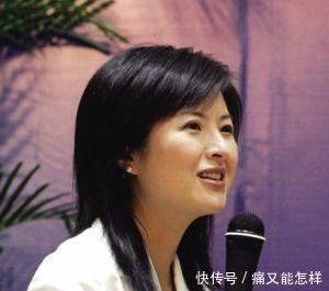 张泉灵才华出众,书法也非常养眼,网友看了书法就想她!