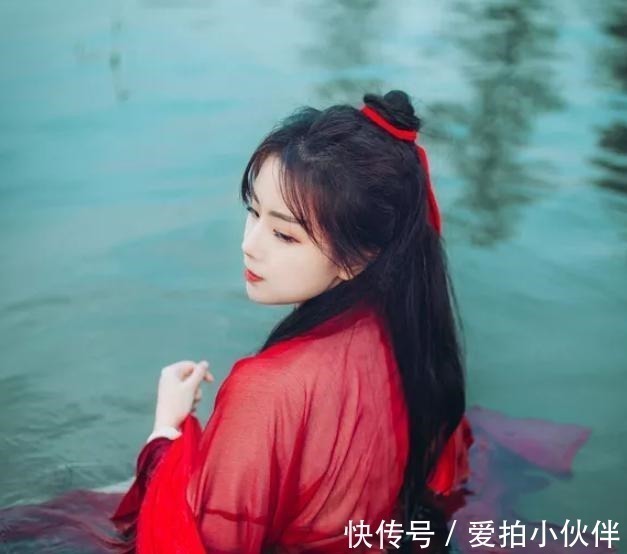 王聆$宠文他怒踹孕妻60脚,满地血红1尸2命发疯,重生变身宠妻偏执狂!