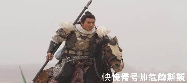 穆桂英@老大爷自称杨家将37代后人,杨家枪法样样精通,一枪可挑翻7人