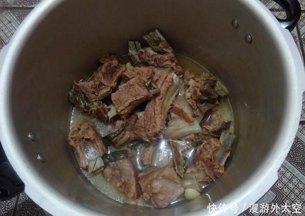 喜欢|它是猪身上的宝,比牛羊肉滋补,补肾健脾胃,全家人都喜欢吃!