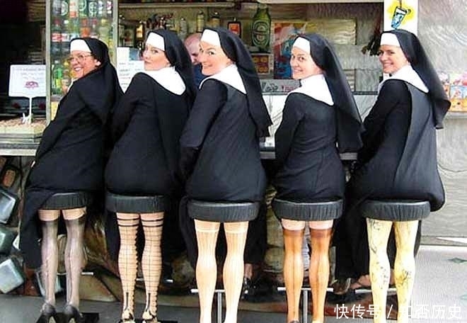 张让|9张让人产生“错觉”的照片,图8的小龙虾只是在锅里