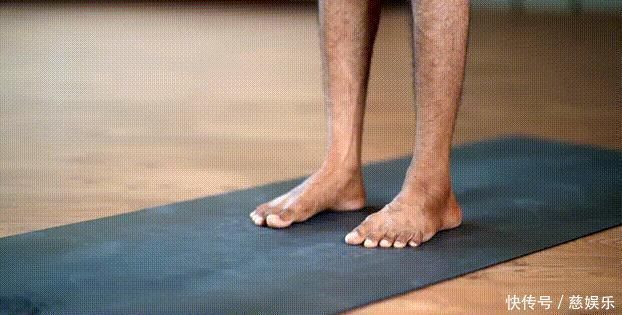 地垫|瑜伽练习如何更稳固5个动作增强足弓,帮助你打好基石
