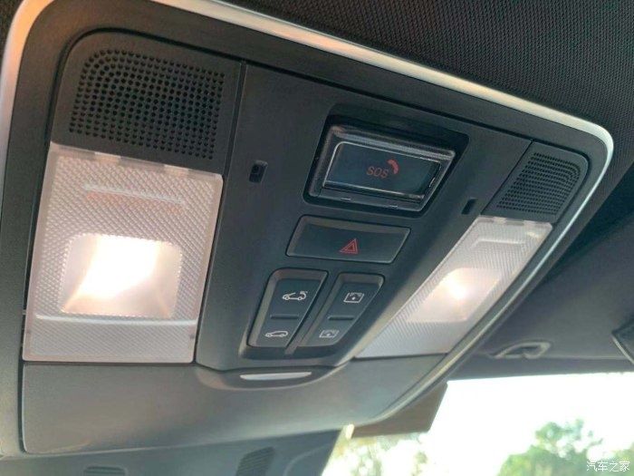 国产车|享受放荡不羁的赛力斯SF5，黑赛所向披靡！