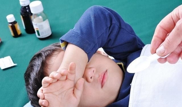 小便宜|父母的这种“节俭”,正在毁掉孩子的格局和未来,长大后差距很大