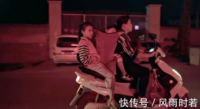 哪吒|妈妈摊前卖猪肉,女儿摊后跳芭蕾惹群嘲:穷人家女孩还想当凤凰?