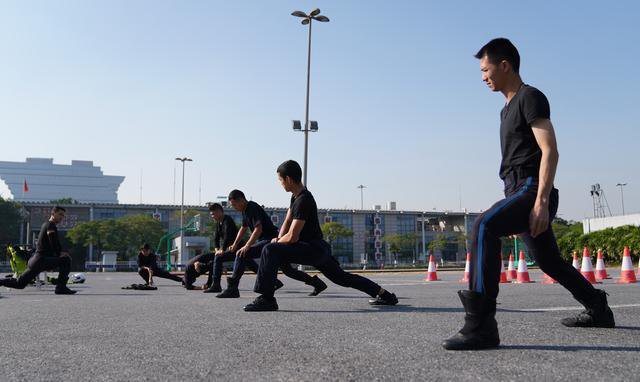 汗水|你们眼中的“帅”，却是他们用无数汗水“汇聚”而成