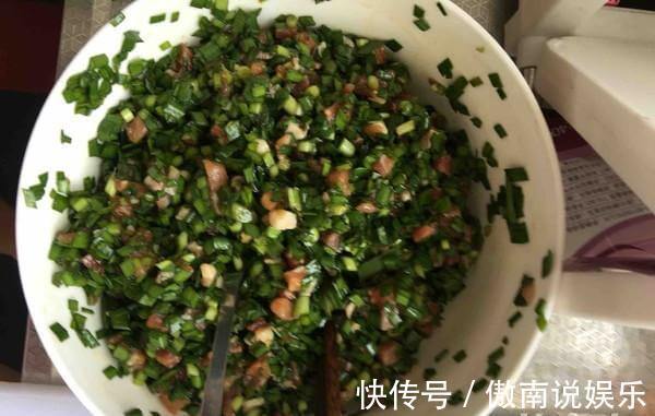 土豆换个吃法，8毛钱做1大盘，学会了做给家人，上桌全家人称赞