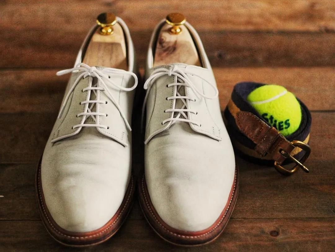 到底是什么人，敢穿白皮鞋？