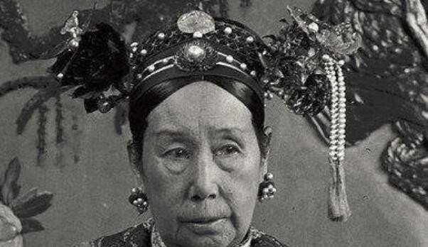真实|美国人拍摄的1899年慈禧照片，高清真实，如今珍藏在美博物馆