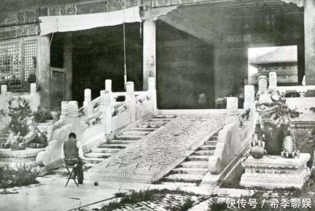 太和殿|老照片:慈禧逃亡后,日本人拍下紫禁城原始照片,跟电视剧差远了