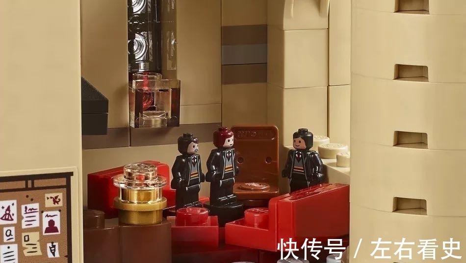 成人 能玩的转AJ、supreme和各大潮牌的乐高，绝对是最牛的成人玩具！