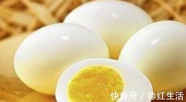 早上吃鸡蛋是好，但很多人吃得“不对”！记得改掉2种坏习惯！