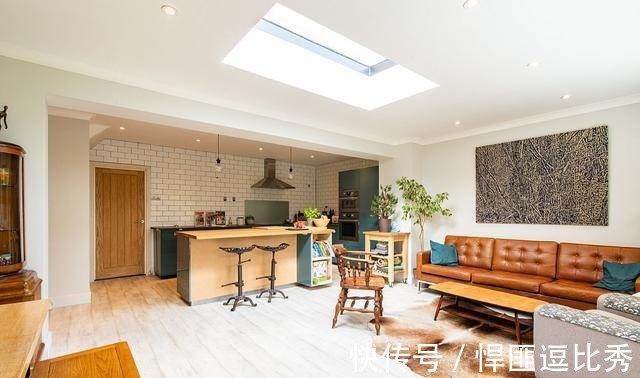 智能|轻松无压力的客厅设计，时尚简约的智能现代生活空间！