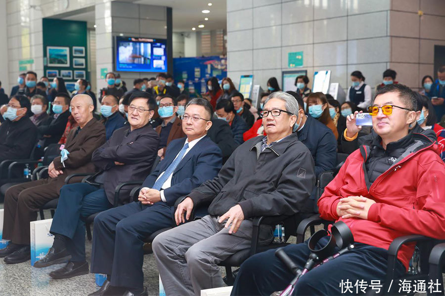 书法展|松山湖举行“左朝胜张恩水抗疫诗词书法展”