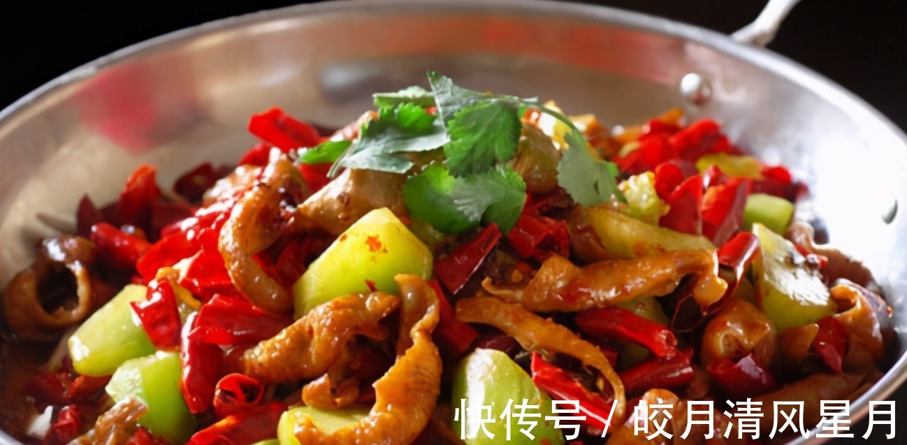 翻炒均匀|30余款菜肴推荐，有荤有素简单美味，一起为家人做营养大餐吧！