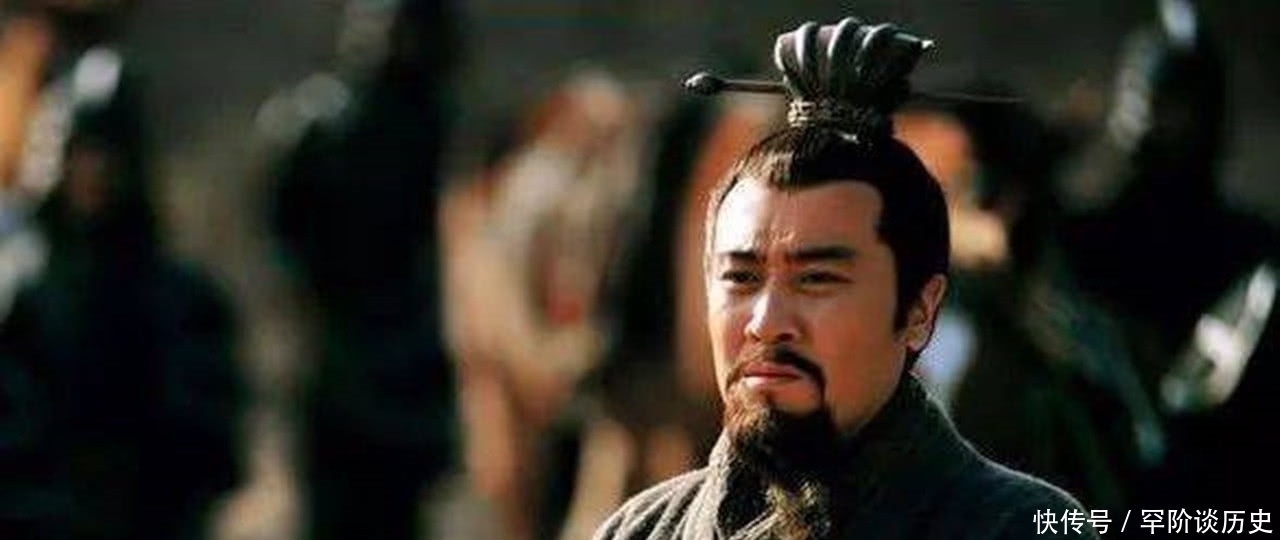 曹操|曹操杀吕布时，为什么先绞死再枭首？这不是多此一举吗？