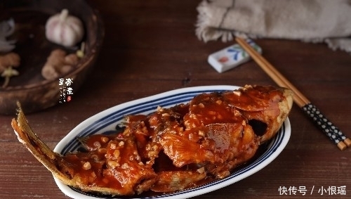 宁可不吃肉,也要多吃鱼,教你一道糖醋鱼新做法,酸甜酥脆特好吃