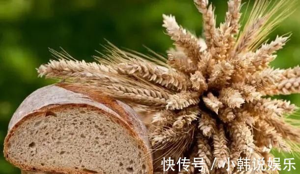 小动作|一个小动作,坚持不到6秒,说明早衰了,若能超过10秒,易长寿