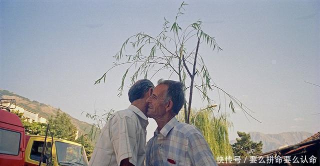 科索沃|科索沃独立后, 为何不跟阿尔巴尼亚合并 真实原因有三点!