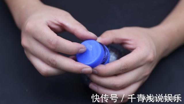 大瓶口的塑料瓶别扔了,简单改造一下,厉害又好用,家家都能用到