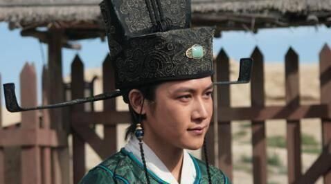 完美|苏轼出上联“四口围犬终成器,口多犬少”,高僧的下联堪称完美