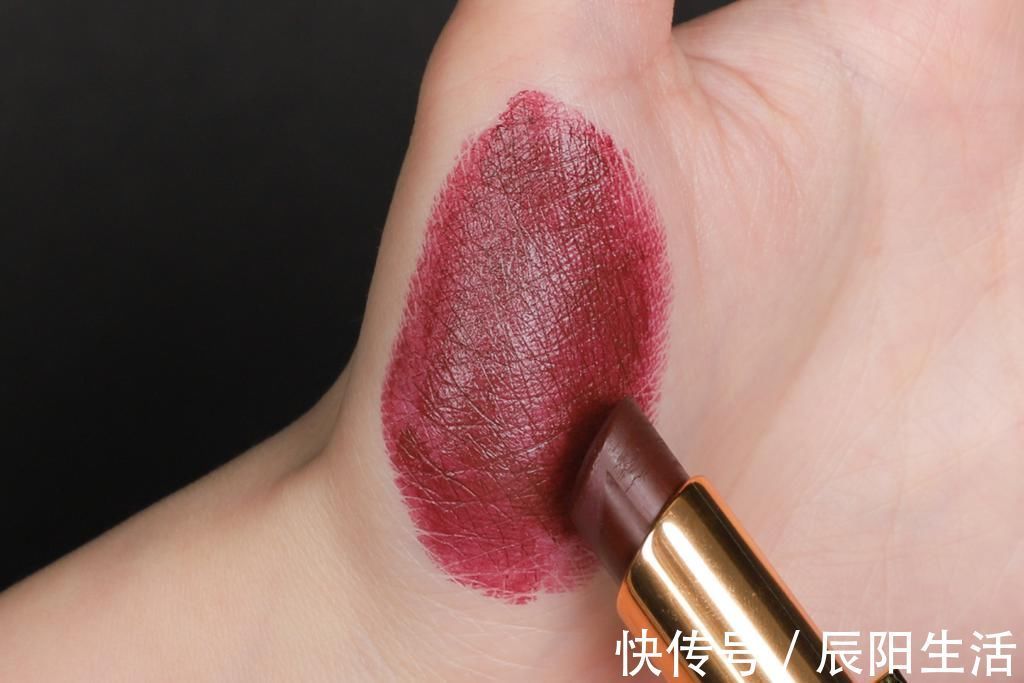 chanel 高冷口红色号合集!涂前打工人涂后不理人!