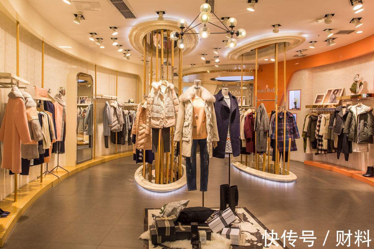 成本|实体店一件衣服500元，电商却只卖几十块？内幕被揭开，你还买吗