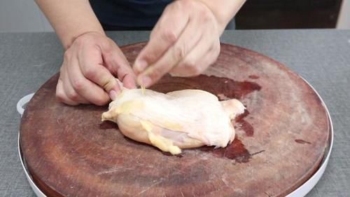 吃了几十年鸡肉,还是这种做法百吃不厌,闻味就美味,做法还简单