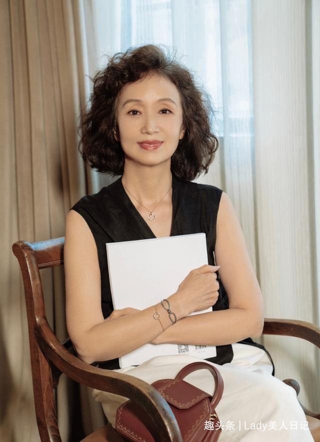 烫头发 烫头发显老气三木妈妈也险“中招”,避开烫发雷区,别说没教你