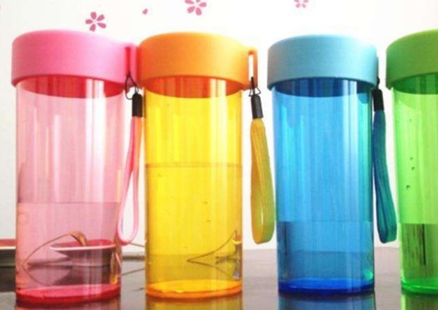 塑料杯好看耐用异味重教你4个妙招除异味,异味再重轻松解决