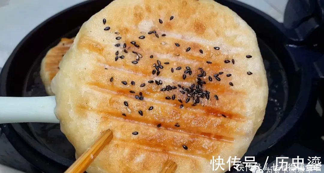 红薯馅饼|红薯别只会烤着吃了，锅里蒸一蒸，个个松软香甜，想吃都买不到